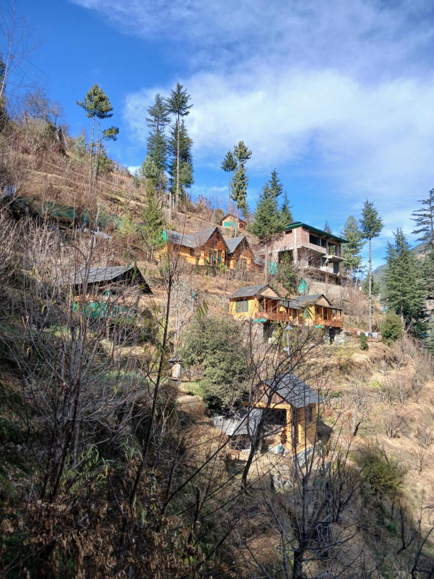 Swiss Cottage Jibhi Exterior foto